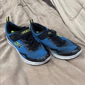 Skechers Men's Black and Blue Sneakers